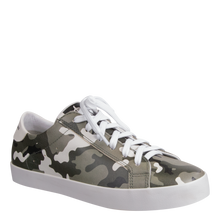 Load image into Gallery viewer, OTBT - COURT in CAMO Court Sneakers
