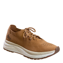 Load image into Gallery viewer, OTBT - FREE in CAMEL Sneakers
